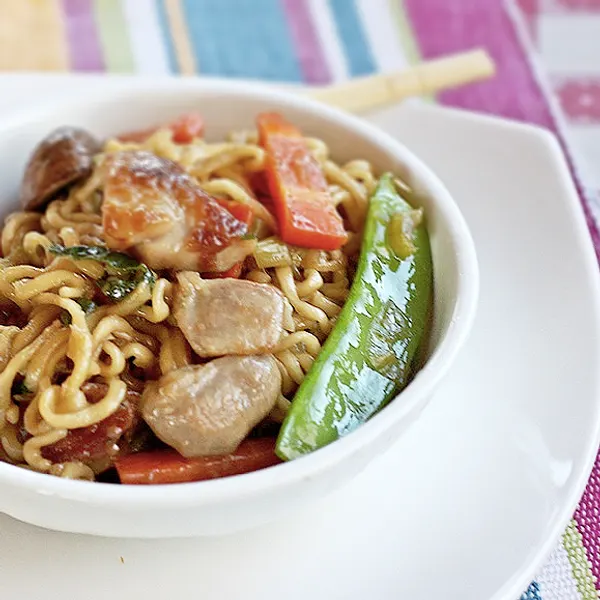 Gluten-Free Dairy-Free Chicken Lo Mein — Chinese recipe