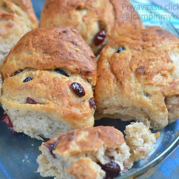 Vegetarian Nut-Free Breakfast rolls — American recipe