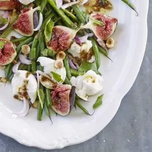 Vegetarian Gluten-Free Mediterranean fig & mozzarella salad — Mediterranean recipe