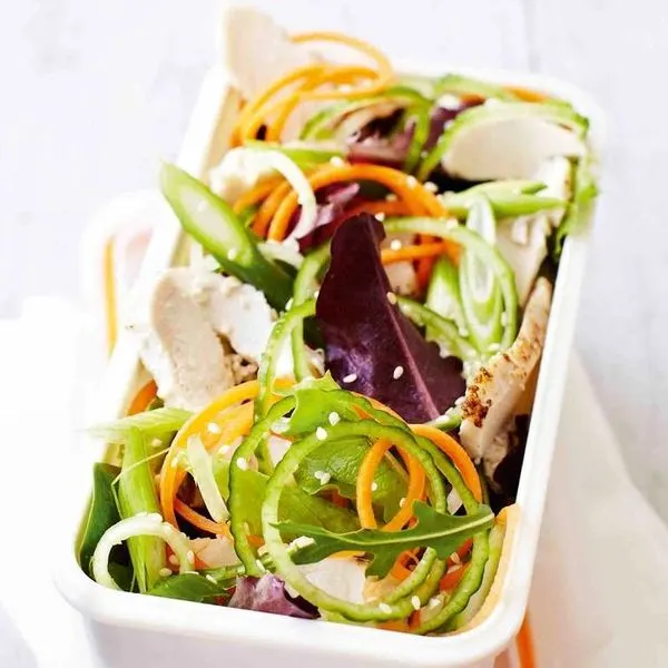 Dairy-Free Nut-Free Chicken spiralized salad — Asian recipe
