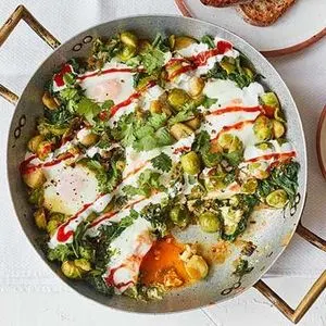 Vegetarian Nut-Free Sprout & spinach baked eggs — British recipe