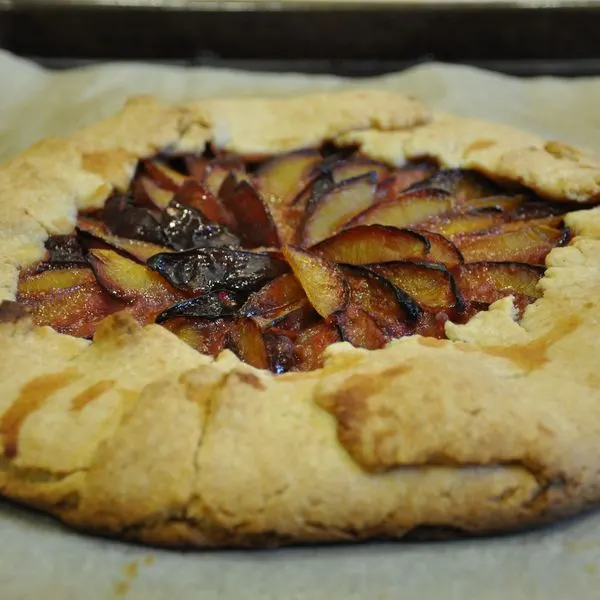 Nut-Free Shellfish-Free Italian Plum Galette — Italian recipe