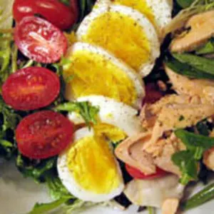 Gluten-Free Dairy-Free Dinner Tonight: Salmon Niçoise Salad Recipe — French recipe