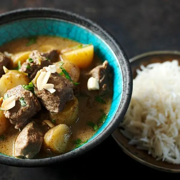 Gluten-Free Dairy-Free Slow cooker massaman curry — South east asian recipe