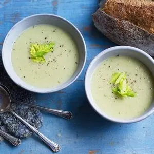Vegetarian Nut-Free Celery soup — South american recipe