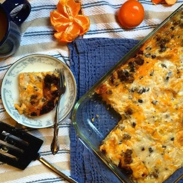 Nut-Free Breakfast Casserole with Mushroom "Gravy" (Made with Cream of Mushroom Soup) — American recipe