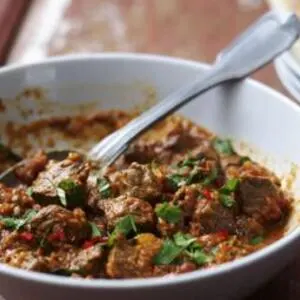 Gluten-Free Nut-Free Slow cooker beef curry — Mexican recipe