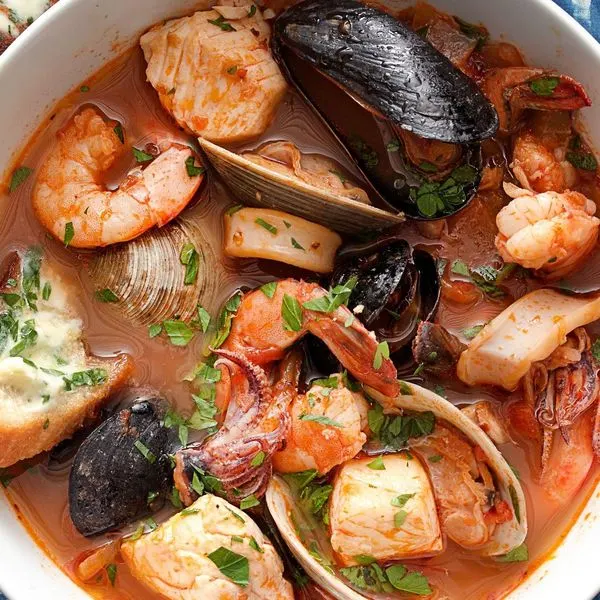 Nut-Free Egg-Free Cioppino Seafood Stew With Gremolata Toasts — French recipe
