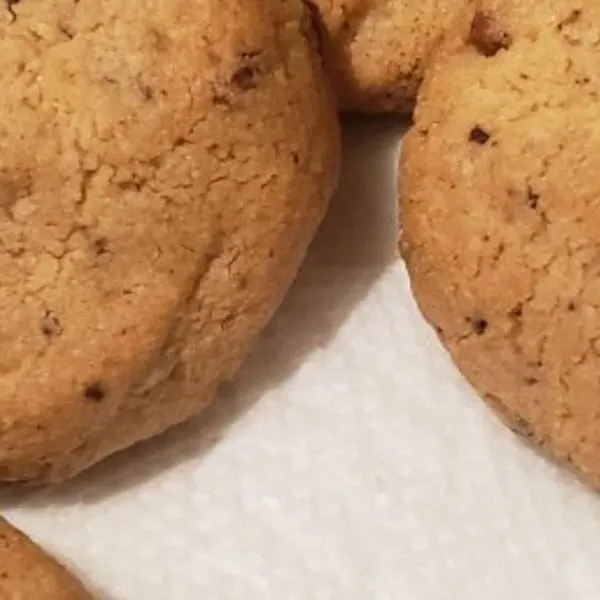 Vegetarian Nut-Free Delicious Keto Choc Chip Cookies — American recipe