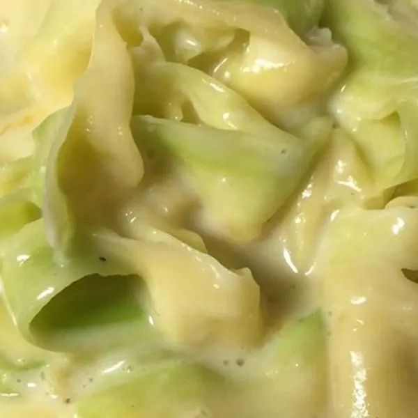 Vegetarian Gluten-Free Zucchini Ribbons and Cheese-very low carb — American recipe