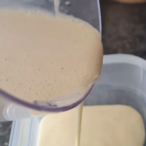 Vegetarian Gluten-Free Dairy-free Hollandaise Sauce — French recipe