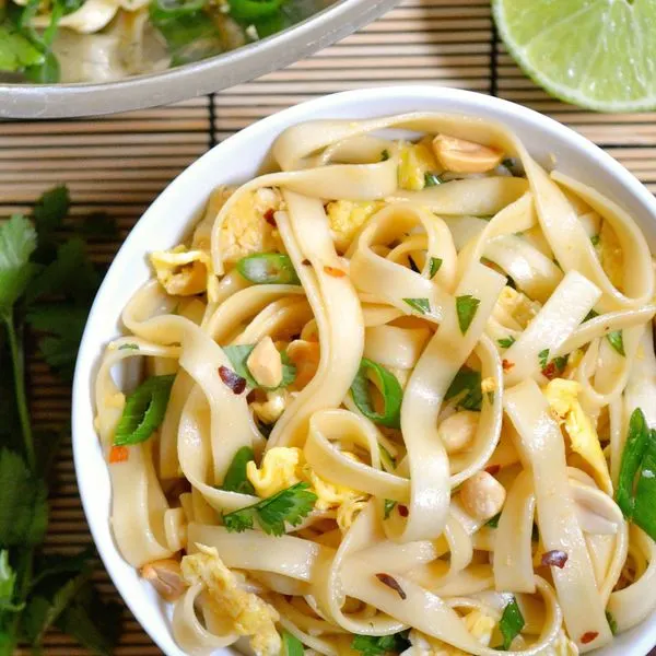Dairy-Free Nut-Free Easy Pad Thai — South east asian recipe
