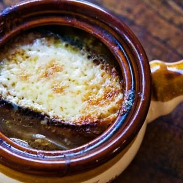 Nut-Free Shellfish-Free French Onion Soup — French recipe