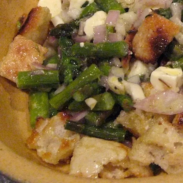 Nut-Free Shellfish-Free Swordfish & Asparagus Bread Salad — American recipe