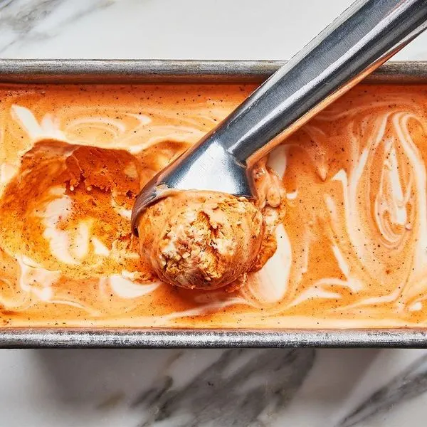 Vegetarian Gluten-Free Swirled No-Churn Thai Tea Ice Cream — South east asian recipe