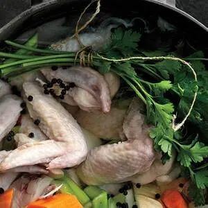 Gluten-Free Dairy-Free Chicken Stock — American recipe