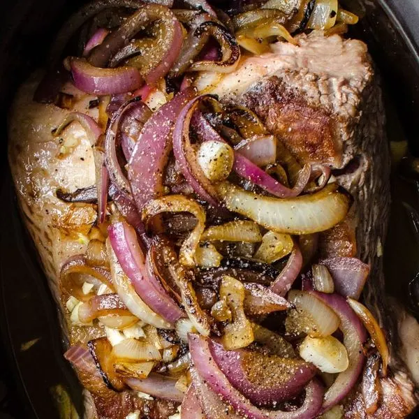 Dairy-Free Keto Slow Cooker Brisket and Onions — American recipe