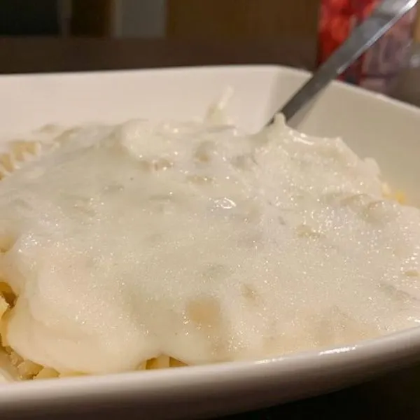 Vegetarian Nut-Free Pasta with yogurt — Italian recipe