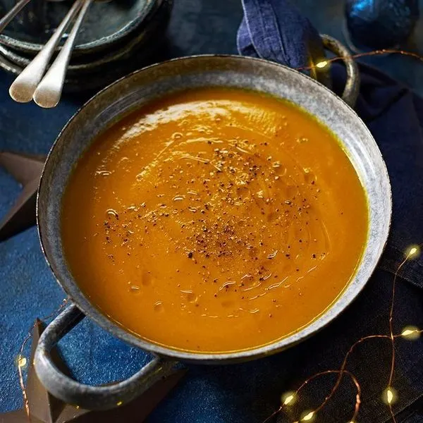 Vegan Vegetarian Slow cooker spiced parsnip soup — American recipe