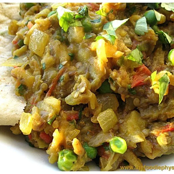 Vegan Vegetarian Indian Spiced Eggplant (Baingan Bharta) — Indian recipe