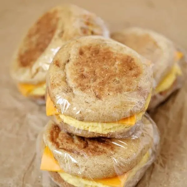 Vegetarian Nut-Free Gluten-free breakfast sandwiches — Italian recipe