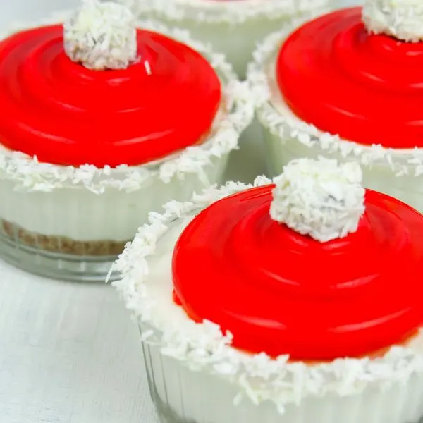 Vegetarian Nut-Free Vegan candy cane cheesecake mousse — American recipe
