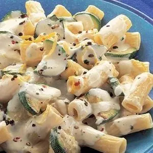 Vegetarian Nut-Free Creamy zucchini pasta — Italian recipe