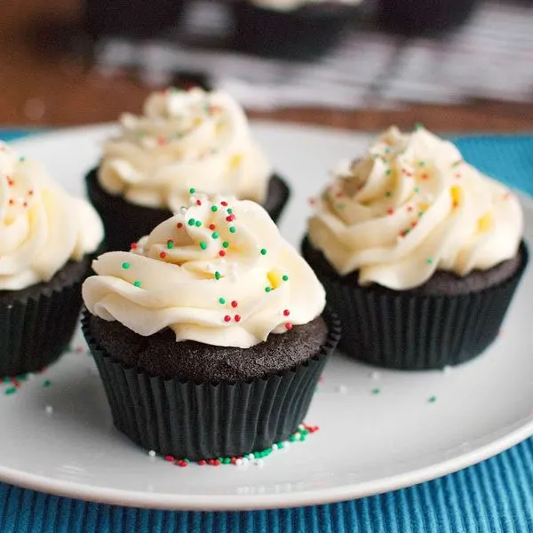 Vegetarian Gluten-Free Italian Buttercream Recipe — Italian recipe