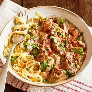 Nut-Free Shellfish-Free Slow cooker beef stroganoff — Eastern europe recipe