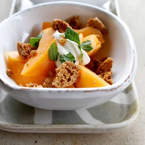 Vegetarian Nut-Free Simply Delicious Apricot Dessert — Italian recipe