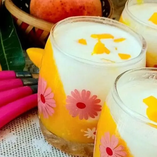Vegetarian Gluten-Free Mango dessert — American recipe