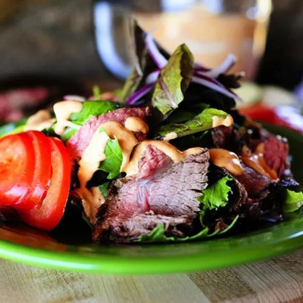 Dairy-Free Nut-Free Chipotle Steak Salad — Mexican recipe