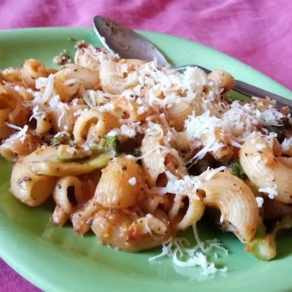 Vegan Vegetarian Red sauce pasta — Italian recipe