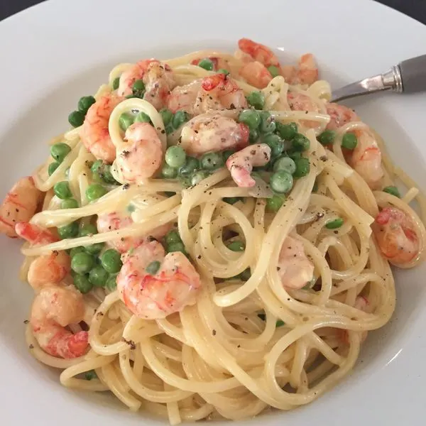 Nut-Free Soy-Free Prawn & Pea Pasta — Italian recipe