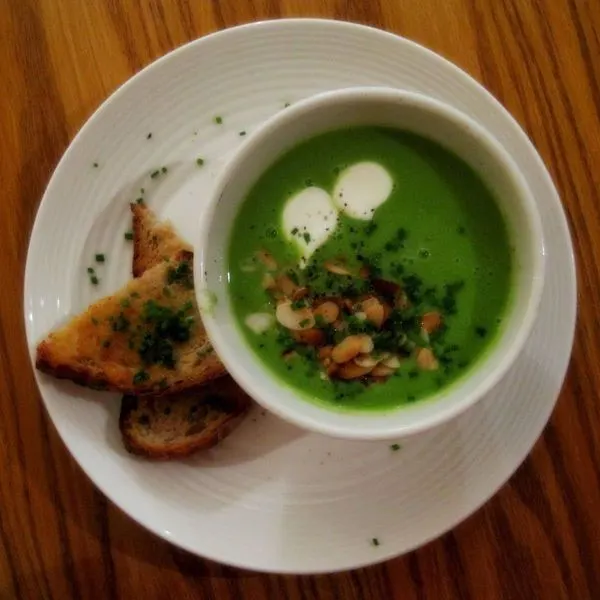 Vegetarian Gluten-Free babcia's pea soup — British recipe
