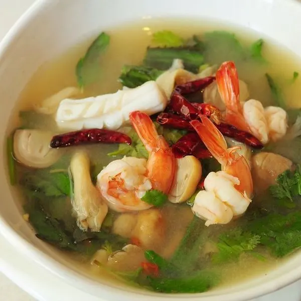 Dairy-Free Nut-Free Seafood Stew — American recipe