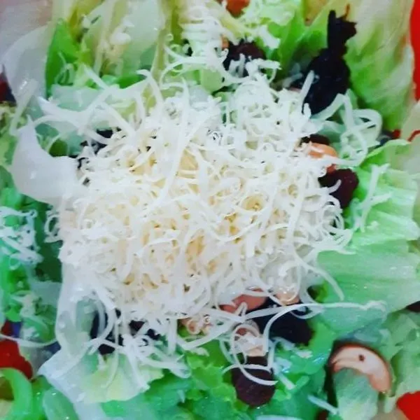 Vegetarian Gluten-Free Healthy Salad — American recipe