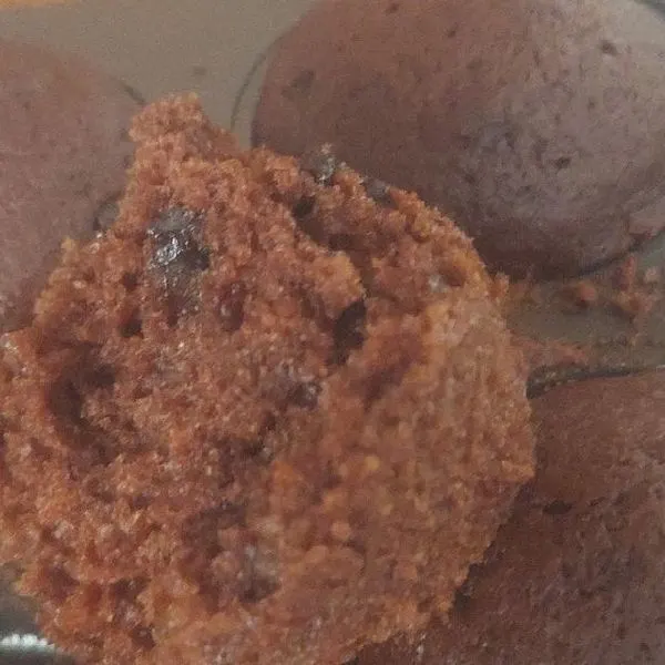 Vegetarian Nut-Free Moist, dairy-free, eggless chocolate chip cupcakes — American recipe