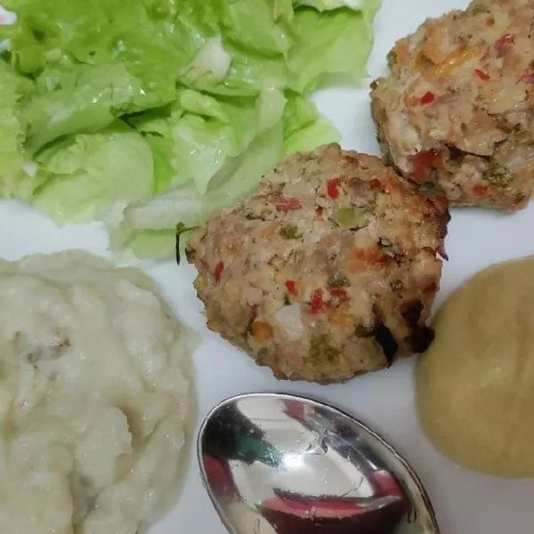 Vegetarian Gluten-Free Keto mashed cauliflower — American recipe
