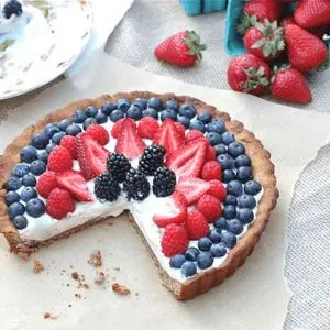 Gluten-Free Nut-Free Berry Tart with Dairy-Free Vanilla Bean Custard — South american recipe