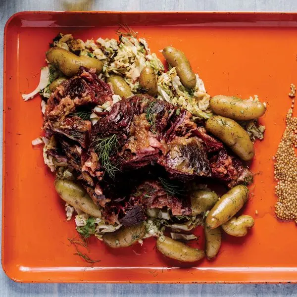 Nut-Free Shellfish-Free Slow Cooker Corned Beef Brisket with Cabbage, Potatoes & Dill — American recipe