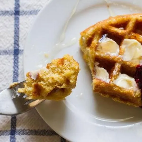 Vegetarian Nut-Free Gluten-Free Cornbread Waffles — American recipe
