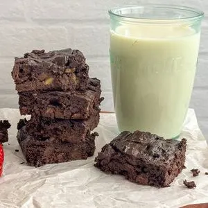 Vegetarian Gluten-Free Vegan Avocado Brownies Recipe — American recipe