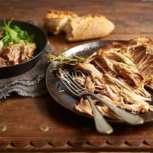 Gluten-Free Dairy-Free Slow cooker pork shoulder — American recipe
