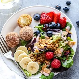 Vegetarian Gluten-Free Salad for Breakfast! — American recipe