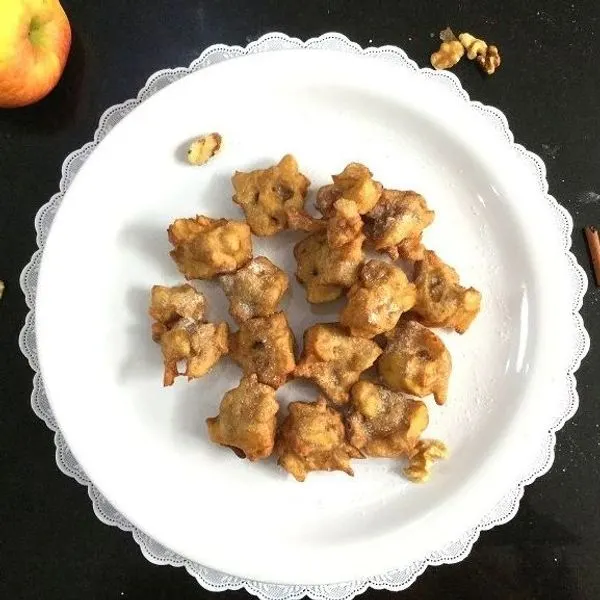 Vegan Vegetarian Gluten-Free Apple and Walnut Pakoda/Fritters — American recipe