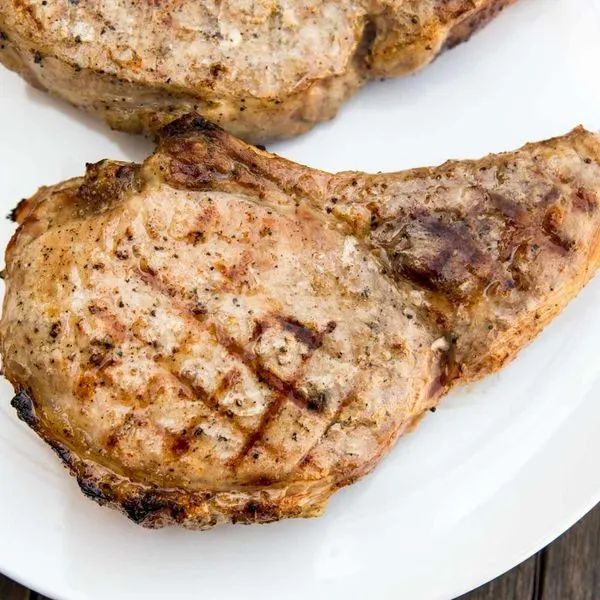 Gluten-Free Dairy-Free Perfect Grilled Pork Chops Recipe — French recipe