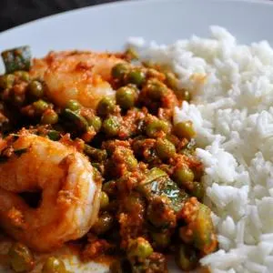 Gluten-Free Dairy-Free Indian Shrimp with Ginger and Peas — Indian recipe