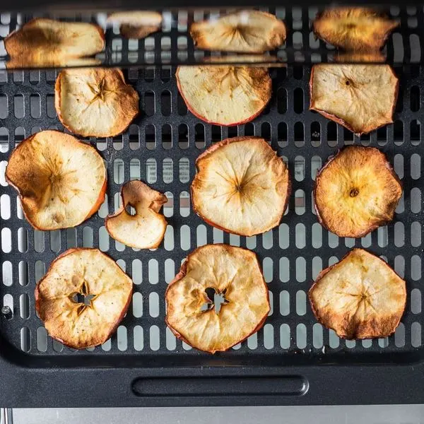Vegan Vegetarian Air Fryer Apple Chips — American recipe