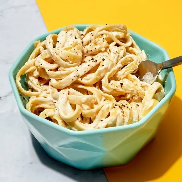 Vegetarian Nut-Free Vegan Alfredo Sauce — American recipe
